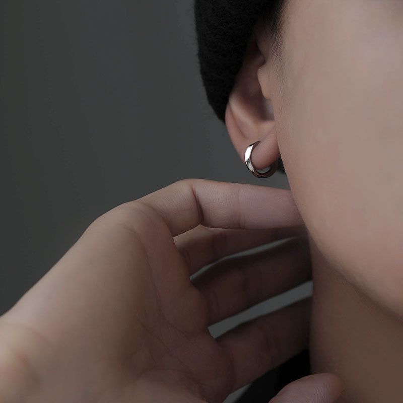 Urban Aura Silver Earring For Men (1 Piece)