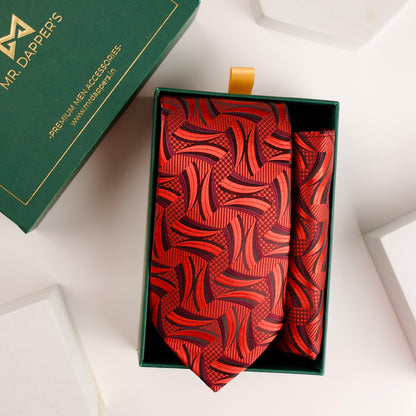 Premium men's tie and pocket square
Matching tie and pocket square for weddings
Men's fashion accessories
Sophisticated tie and pocket square combo